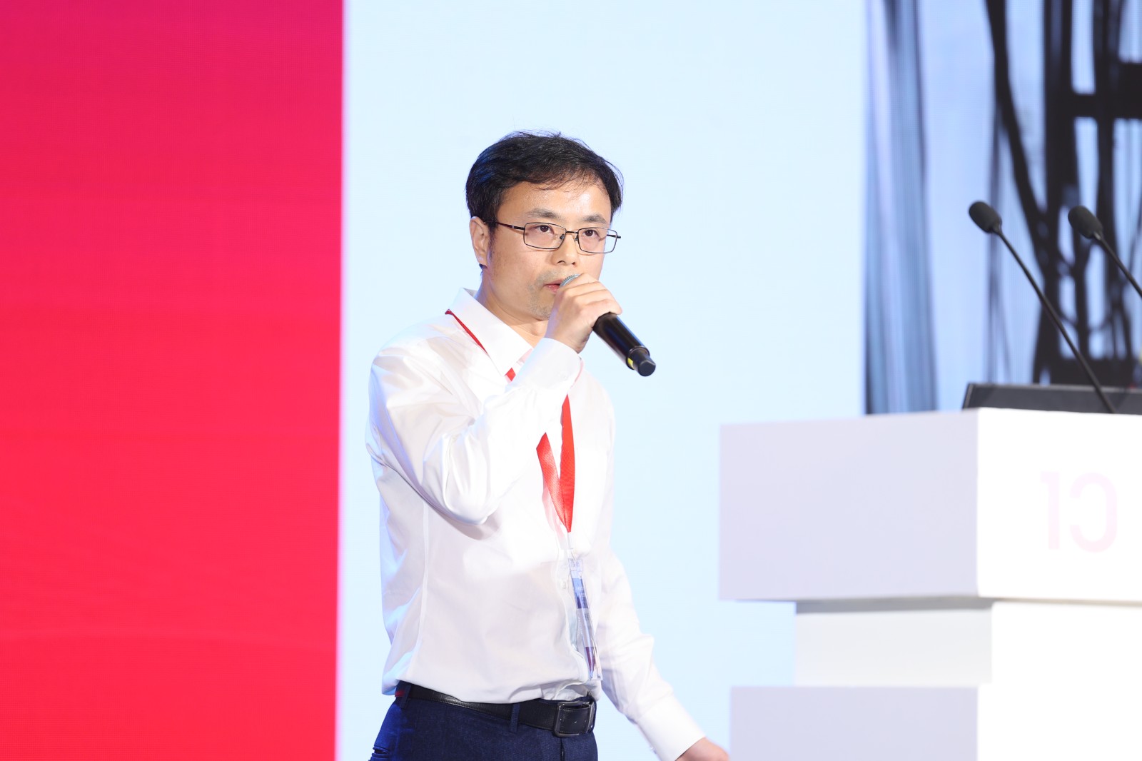 上海艾柯檢測(cè)科技有限公司常務(wù)副總兼測(cè)試中心主任 謝偉民